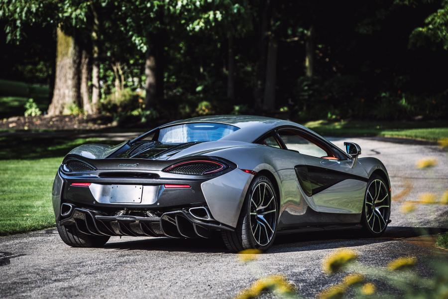  McLaren 570S Coupe 2015 года  (US) (фото 4 из 26)